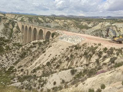 Obras en Viaducto Rambla Perea en Baños de Mula 